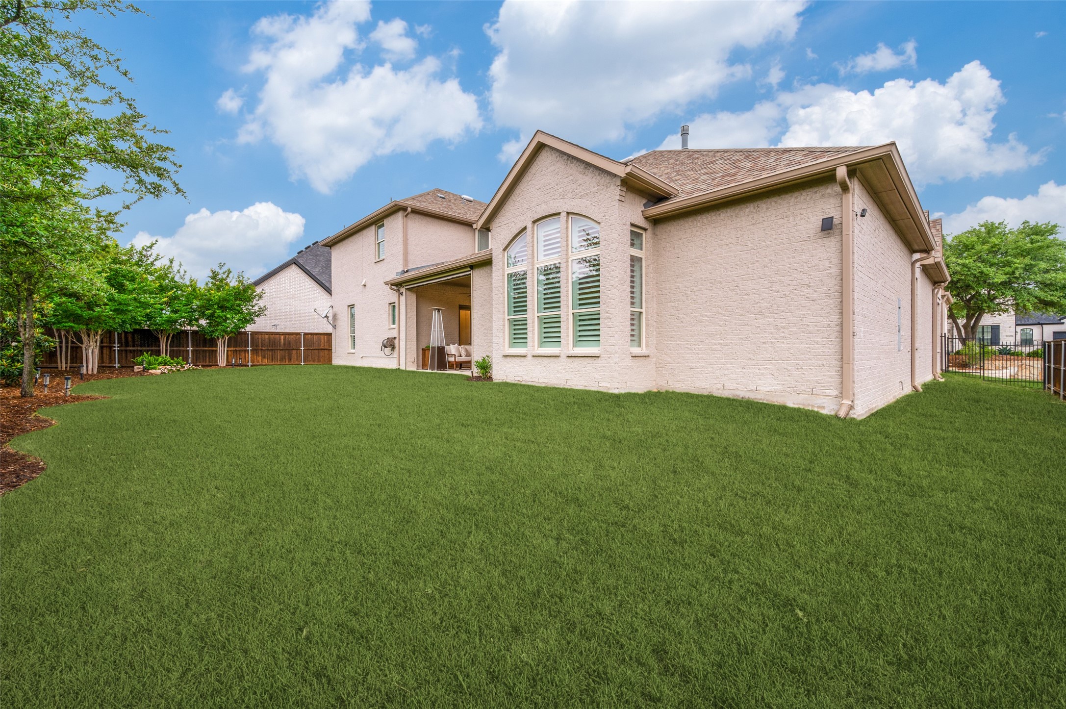2140 ELM TERRACE Lane