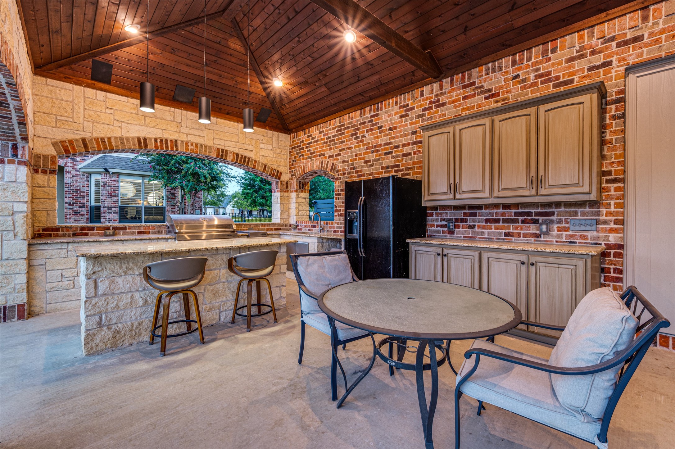 2821 WINDING CREEK Road