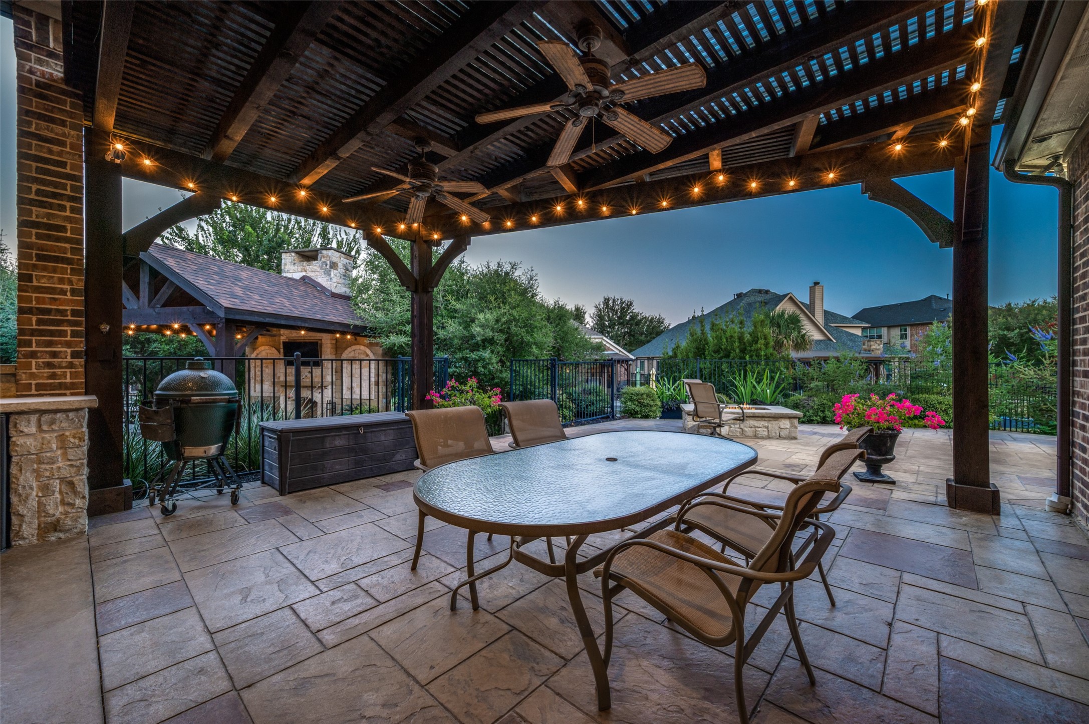 2570 BENDBROOK Trail