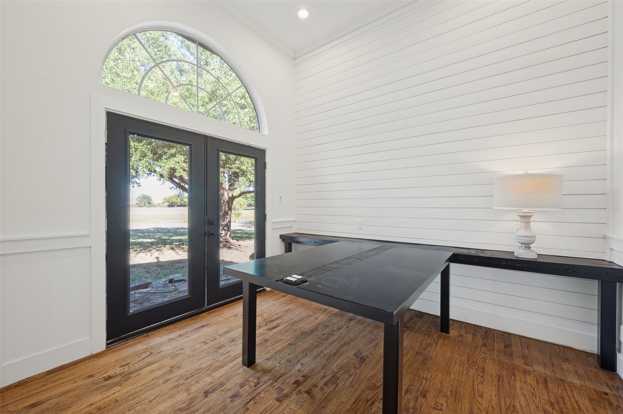 8515 COUNTRY CREEK Lane