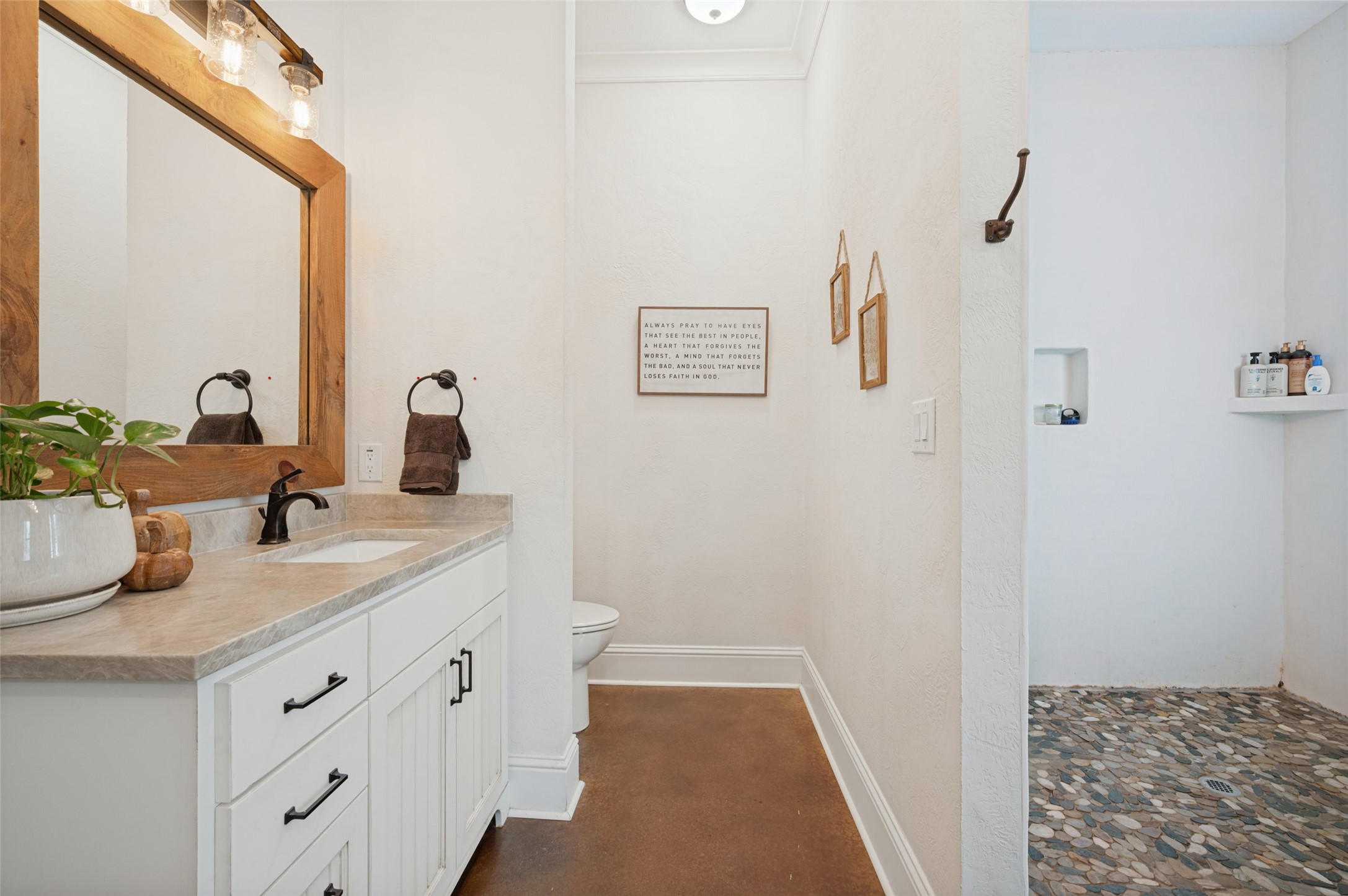 8515 COUNTRY CREEK Lane