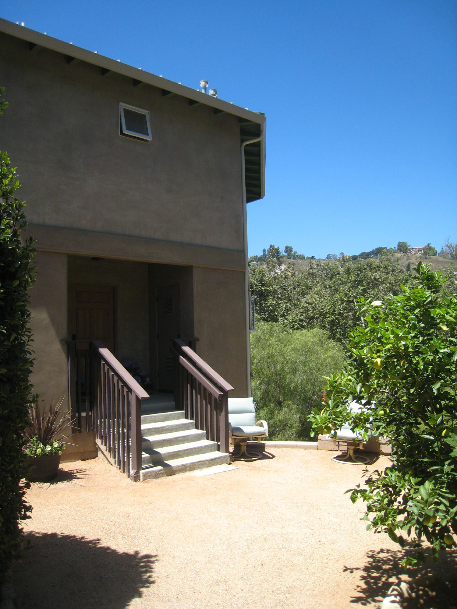 595 Sycamore Vista Road