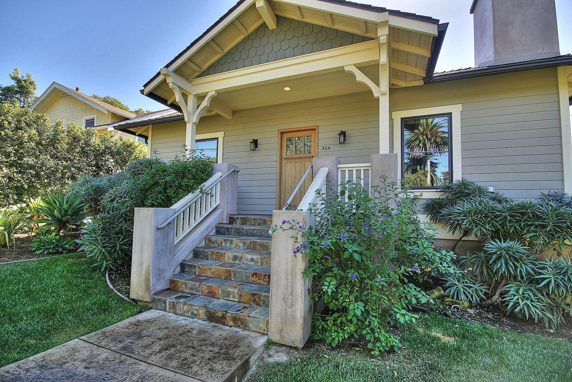 504 E Arrellaga Street