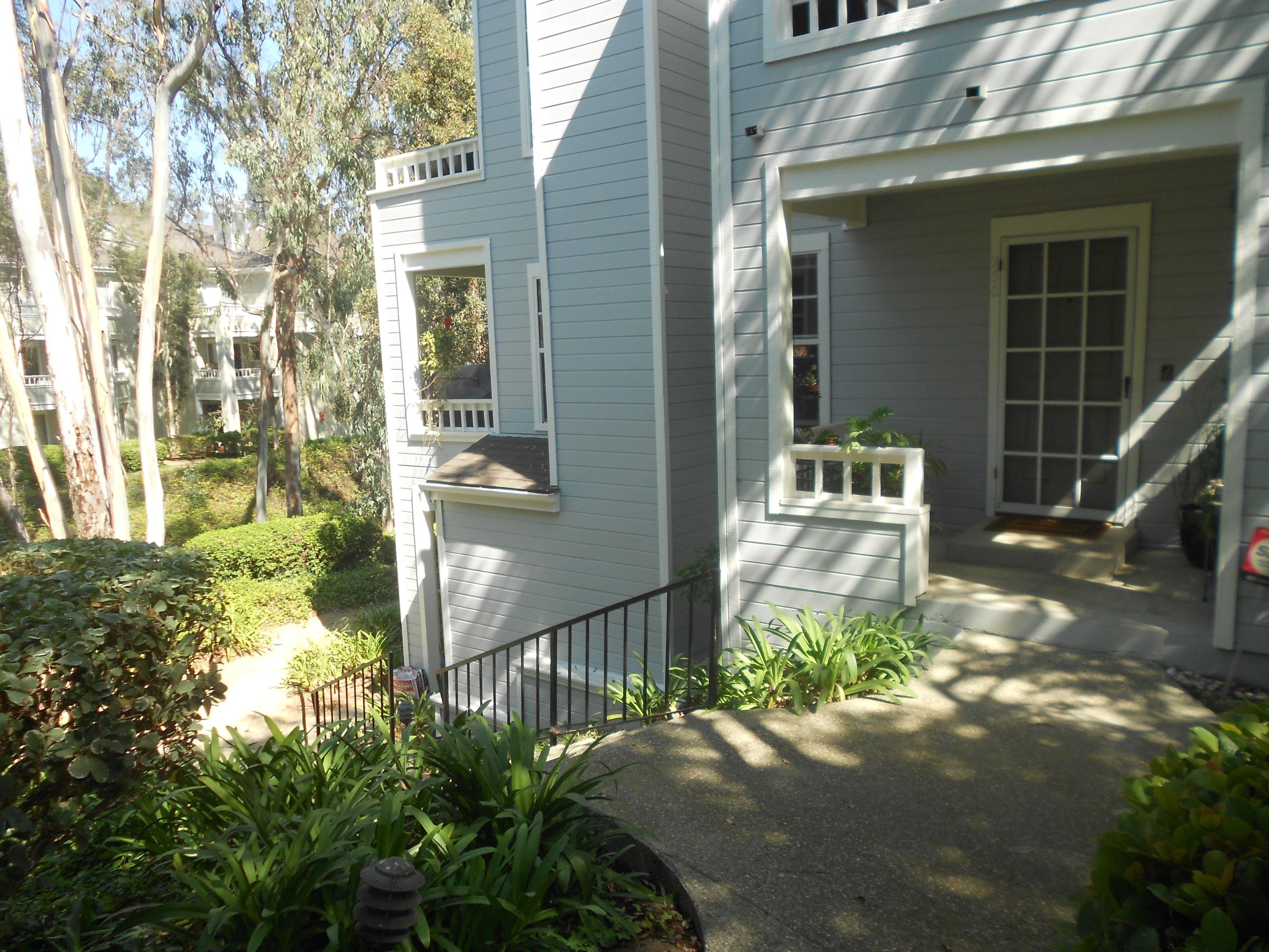 7632 Hollister Avenue, 250