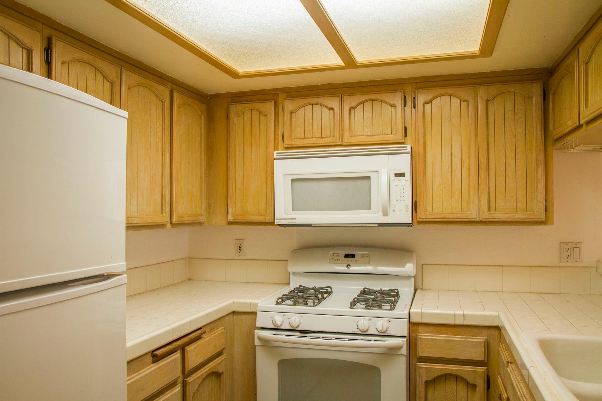 7634 Hollister Avenue, 255