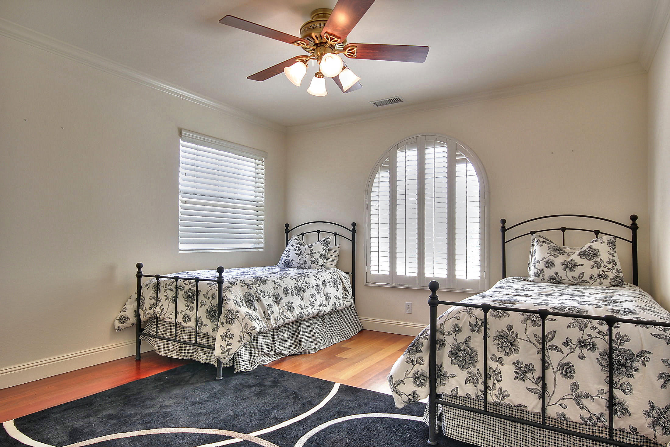 5328 Orchard Park Lane