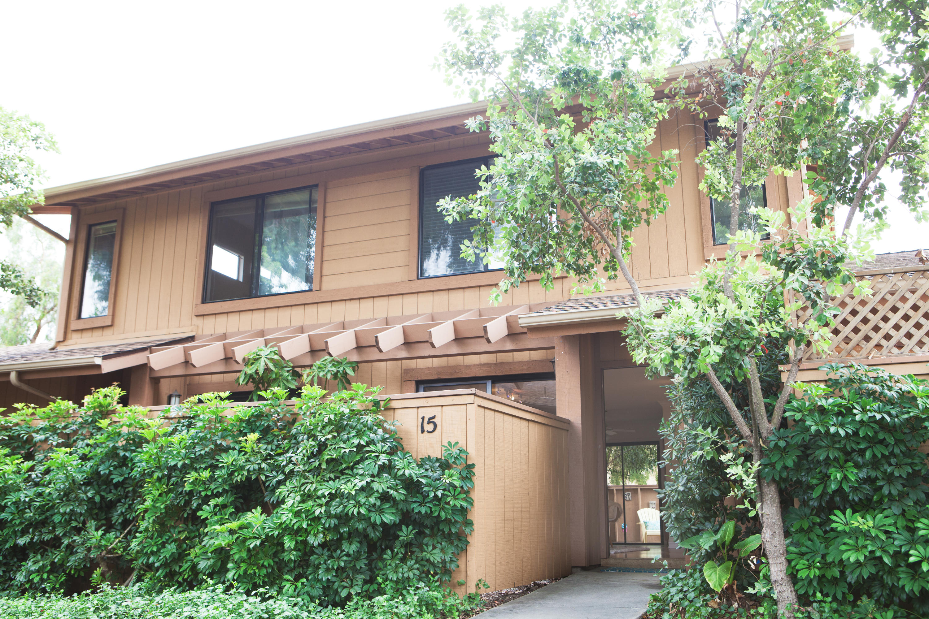 5290 Overpass Road, 15