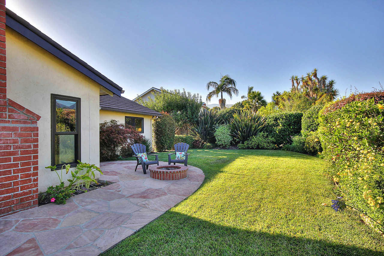 870 Windsor Court
