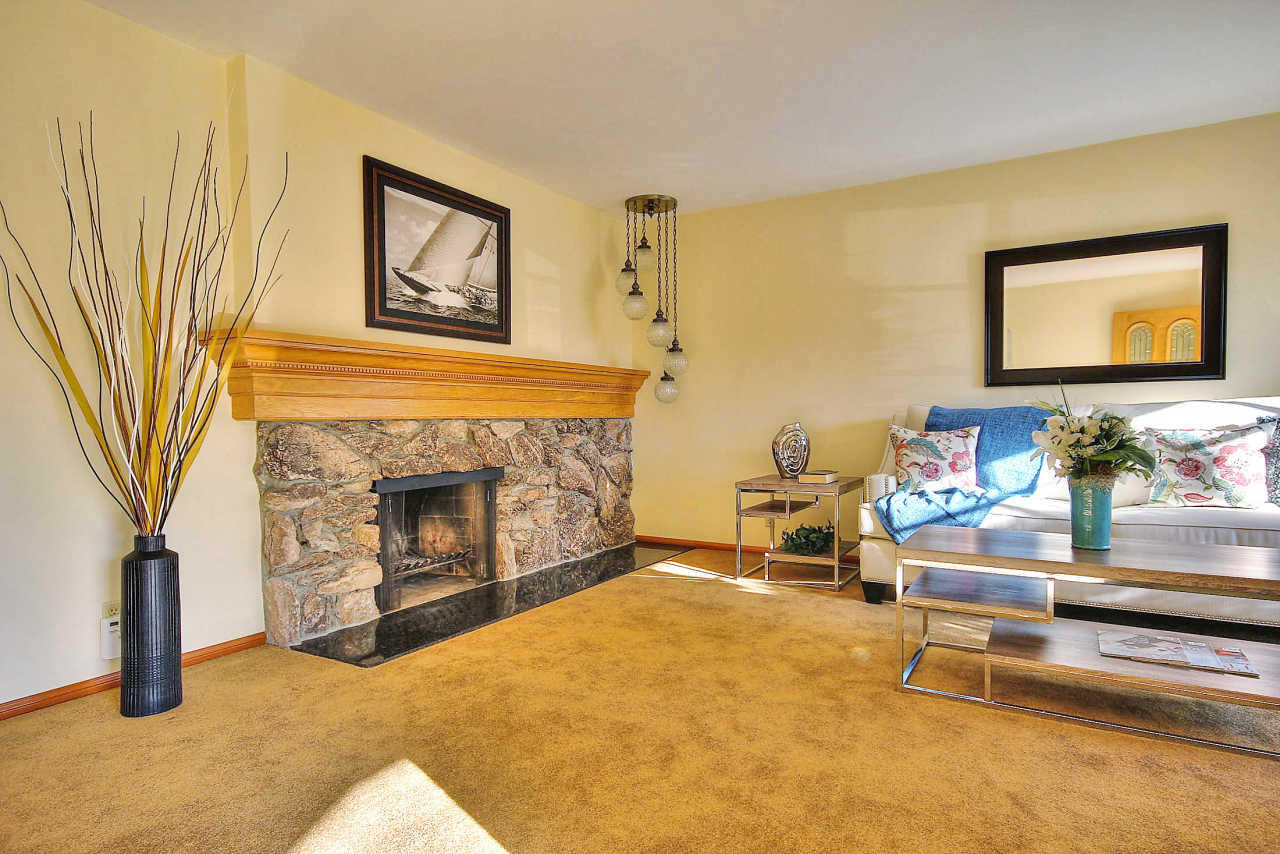 870 Windsor Court
