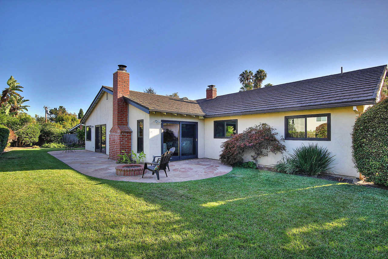 870 Windsor Court