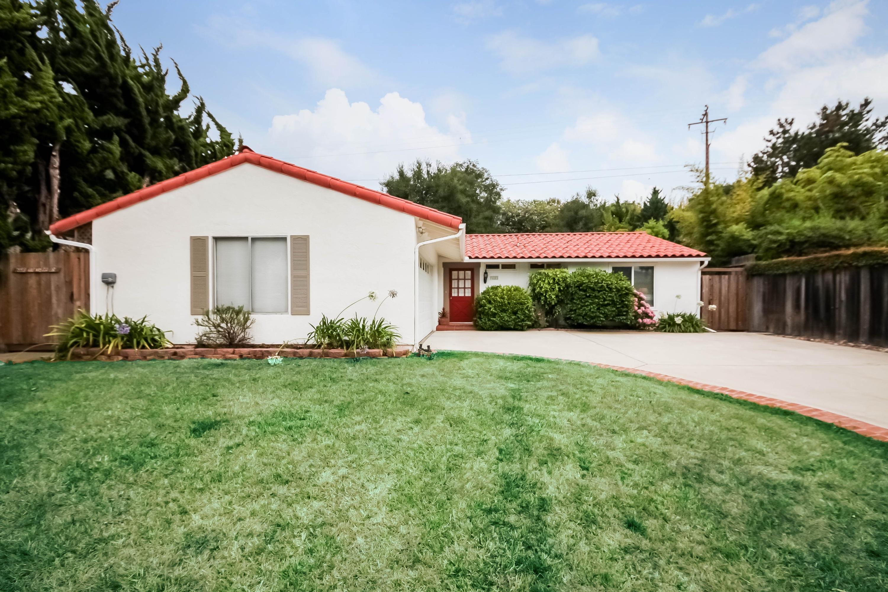 7853 Rio Vista Drive