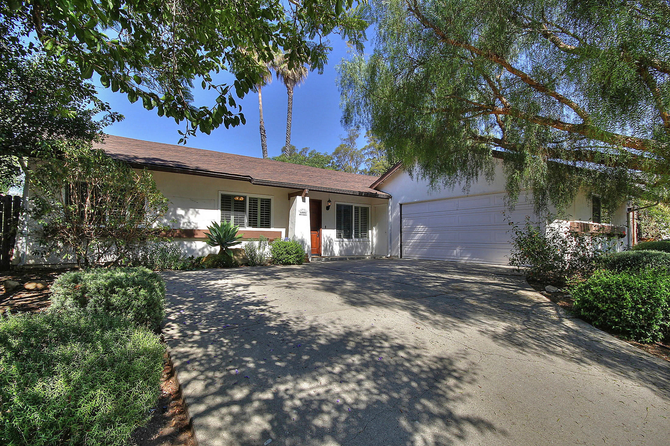 6008 Paseo Palmilla