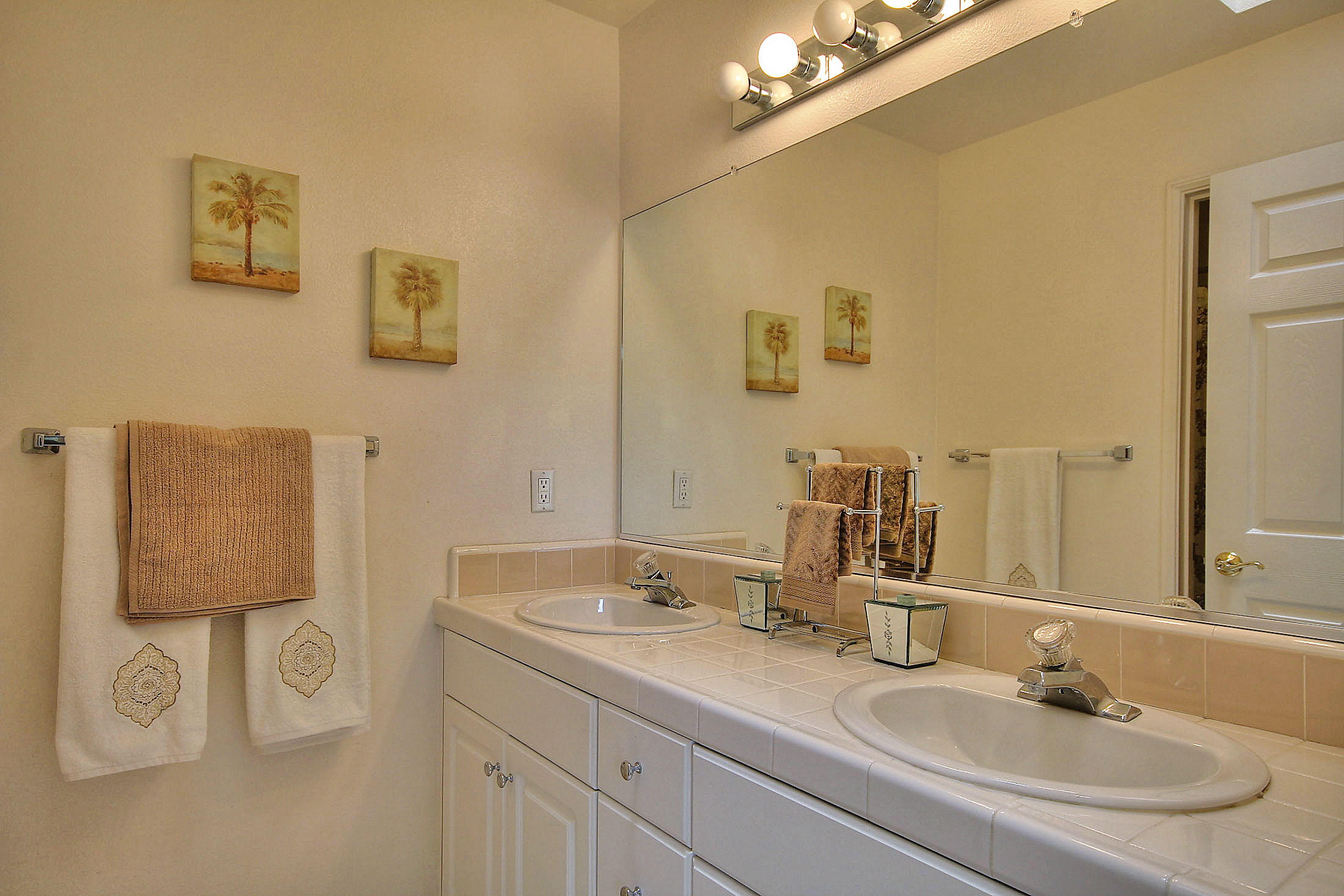 7949 Winchester Circle