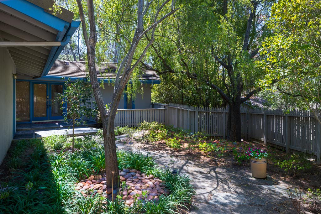 645 Circle Drive