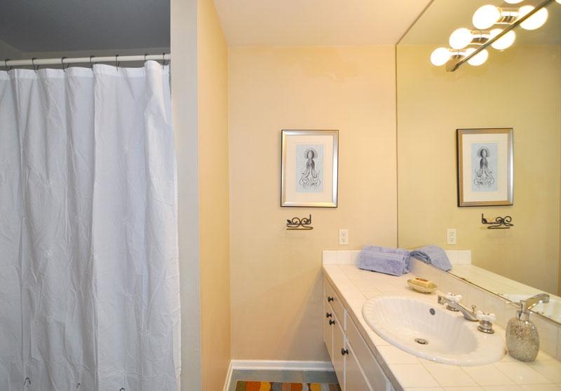 6183 Santa Marguerita Way