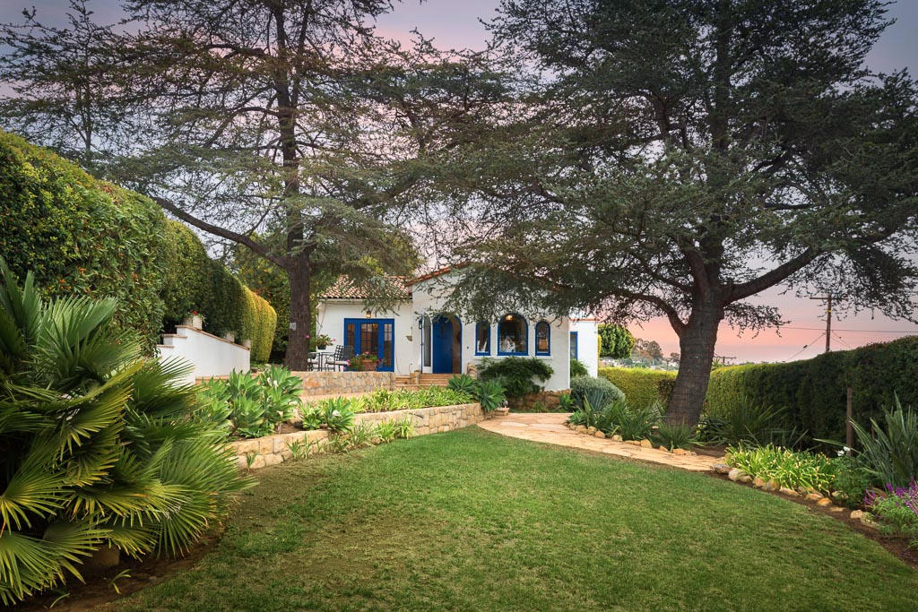 878 Paseo Ferrelo
