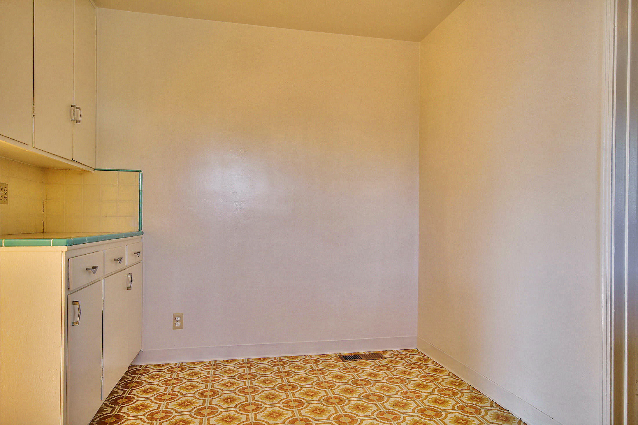 510 Miramonte Drive