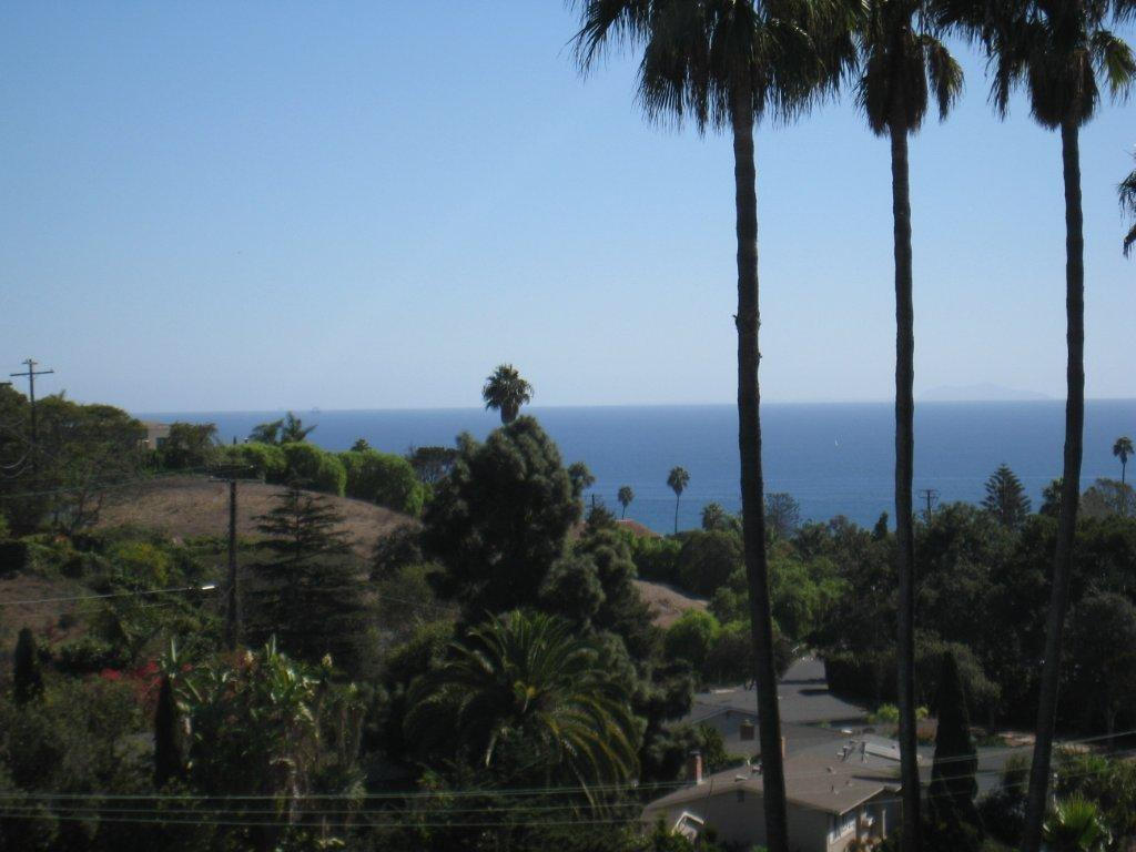 612 Surf View Drive