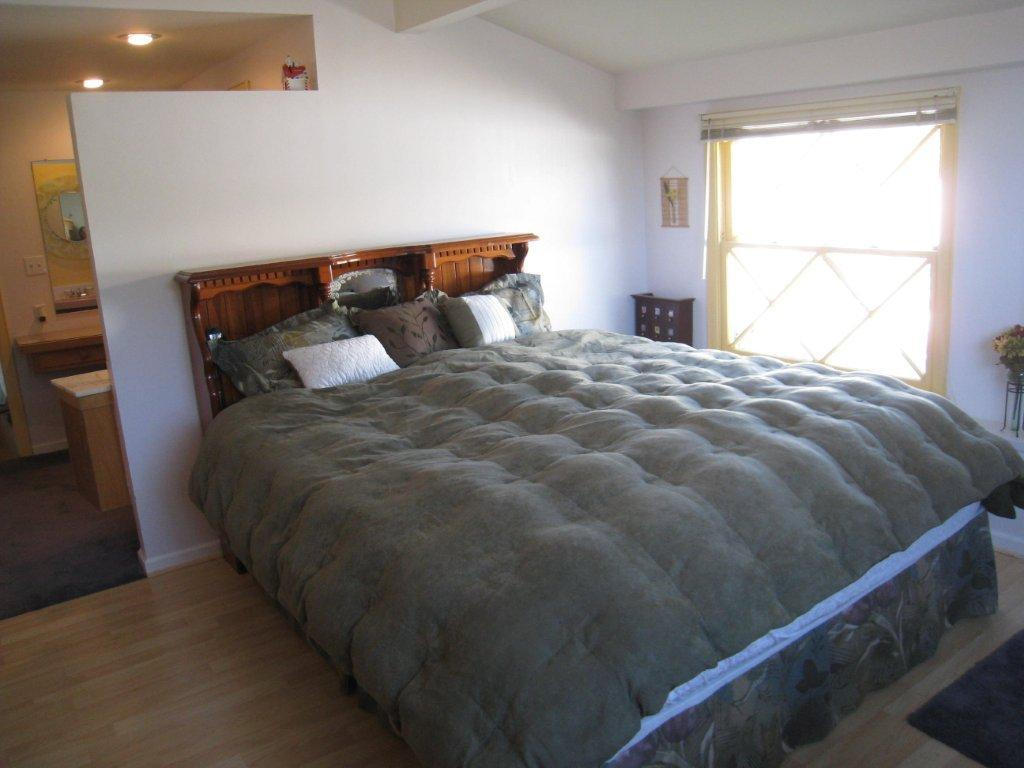 612 Surf View Drive