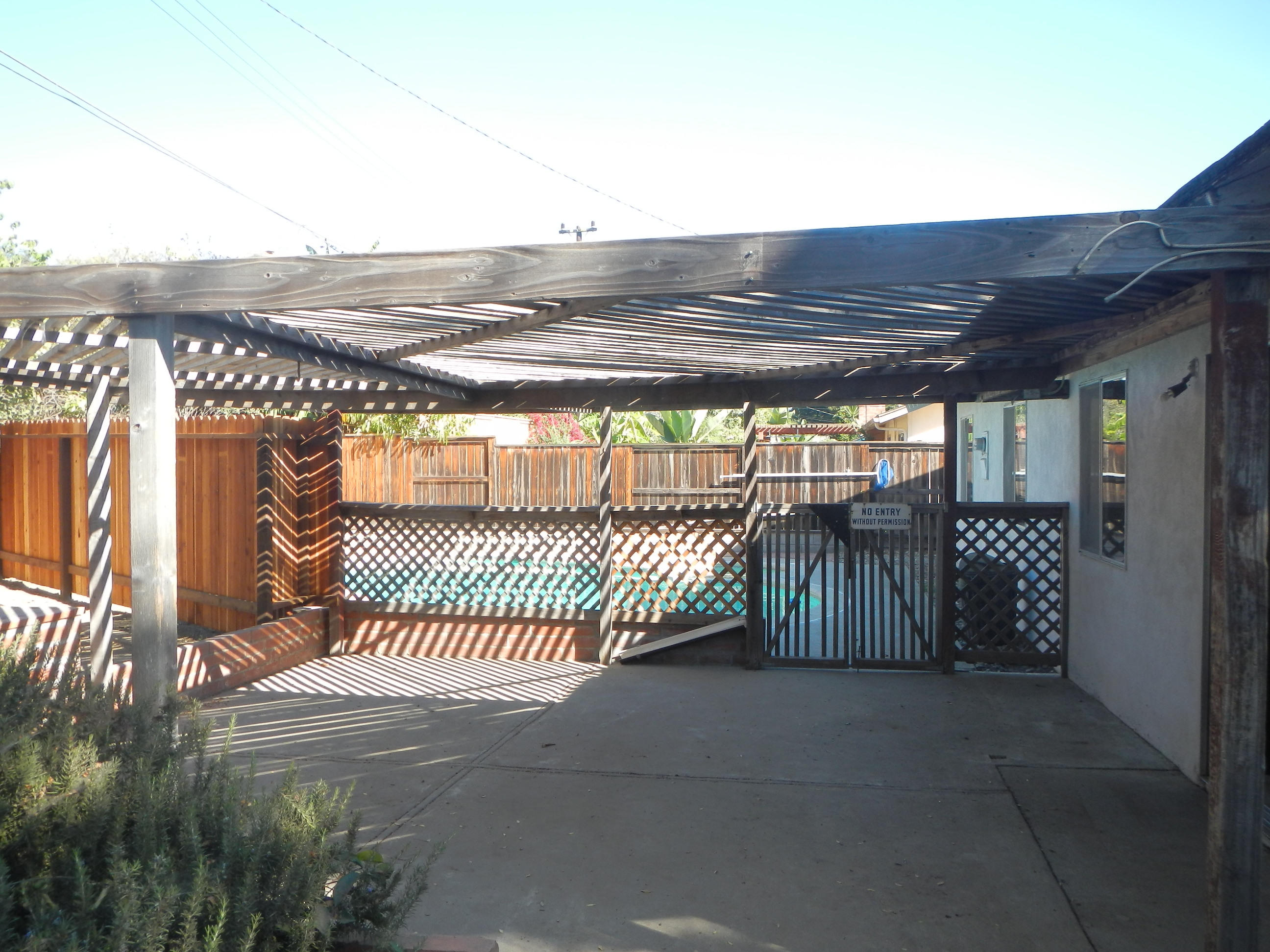 5096 Amberly Place
