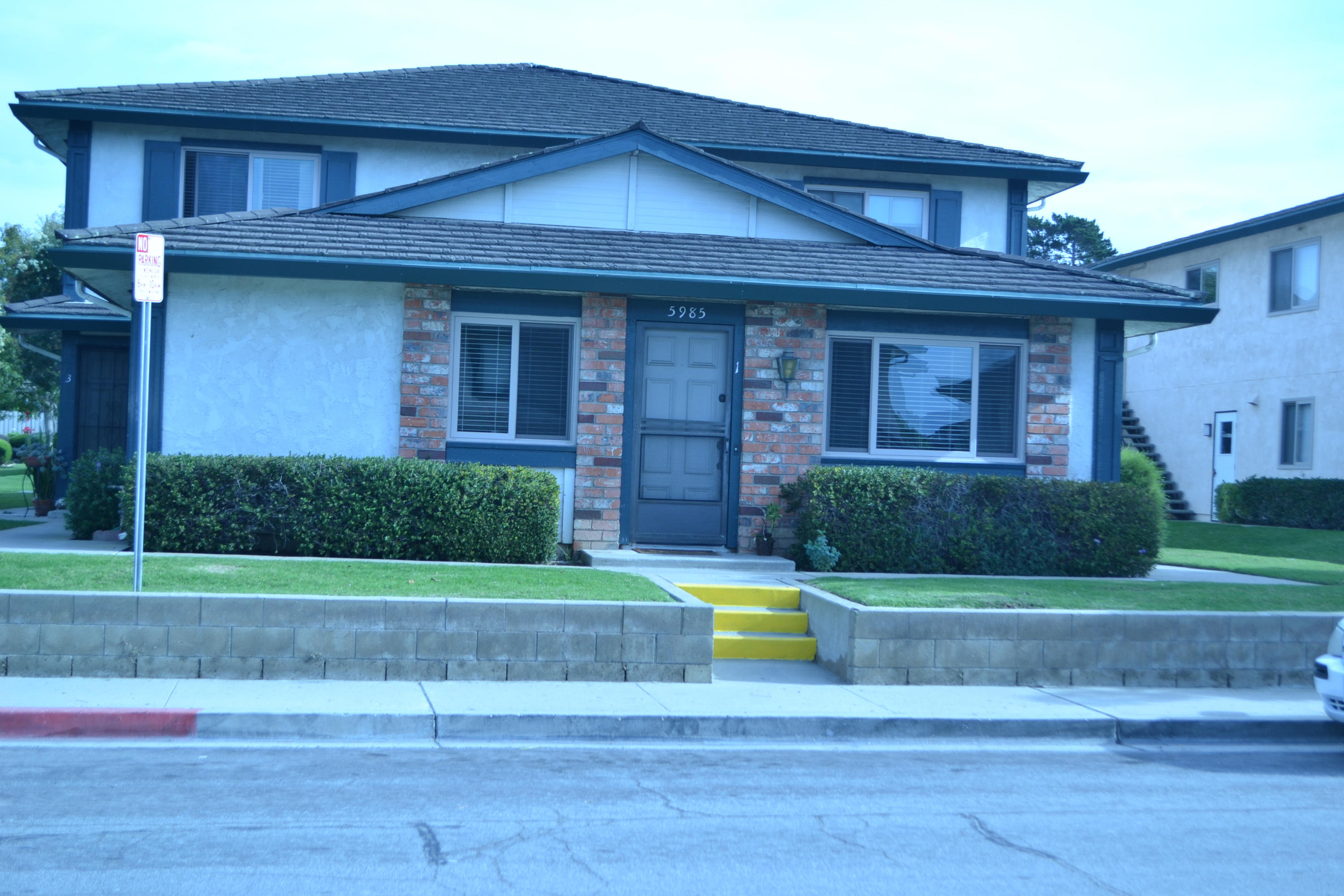 5985 Hickory Street, 1