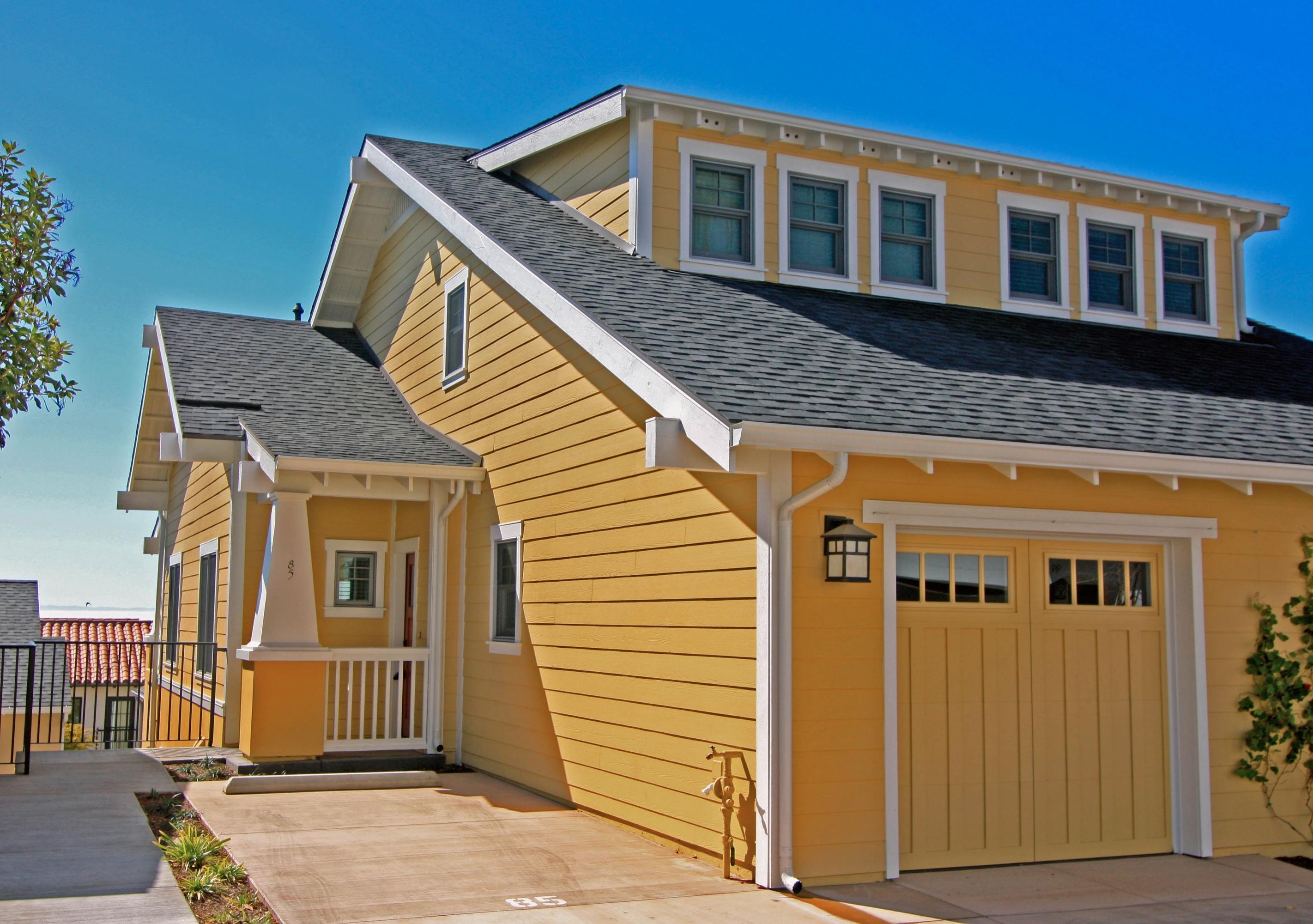 601 E Micheltorena Street, 85