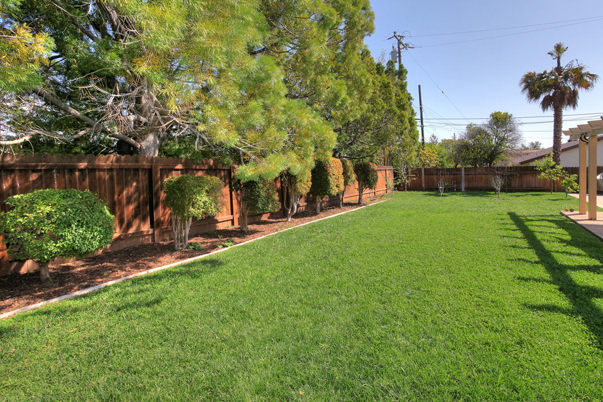 624 La Cumbre Road