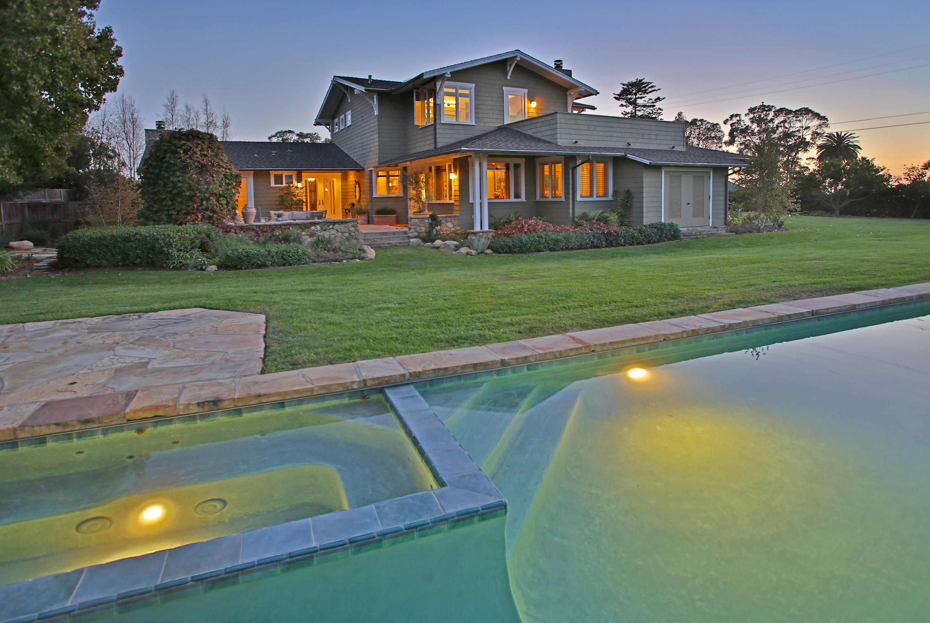 5396 Dorwin Lane