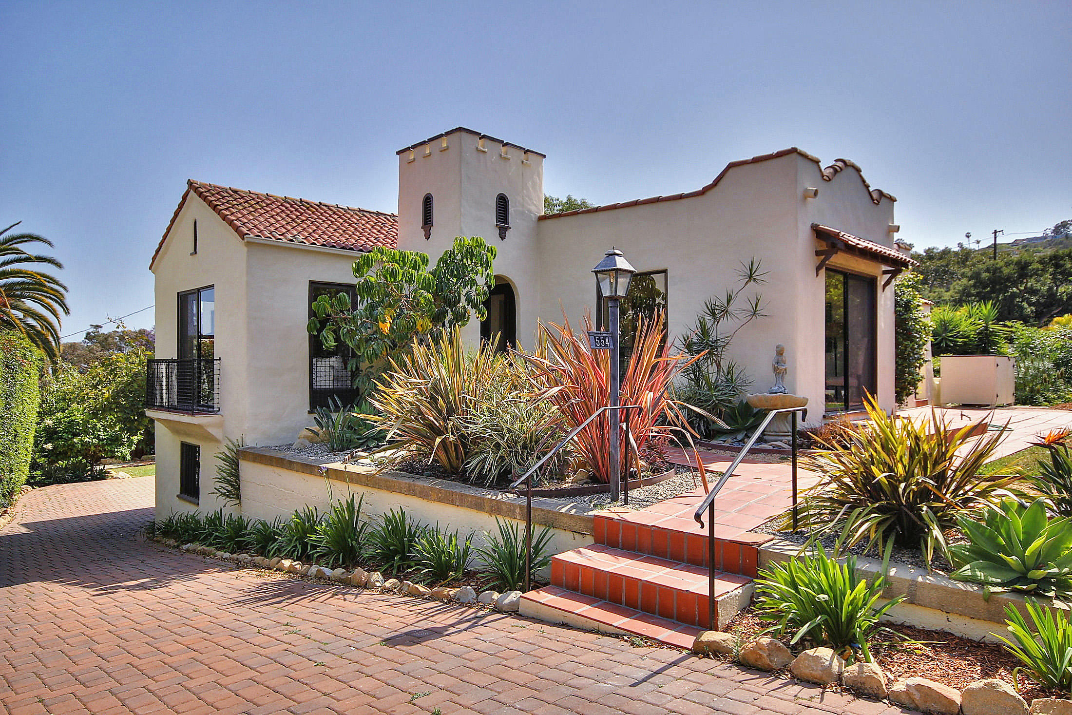 554 Arroyo Avenue