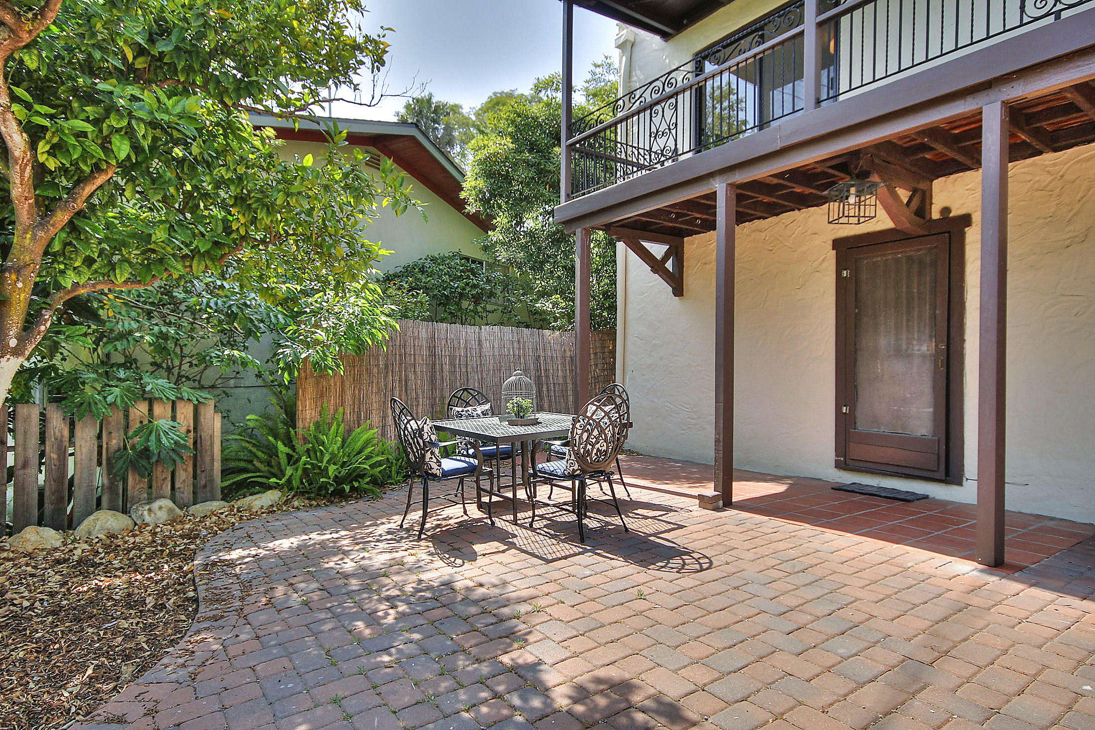 554 Arroyo Avenue