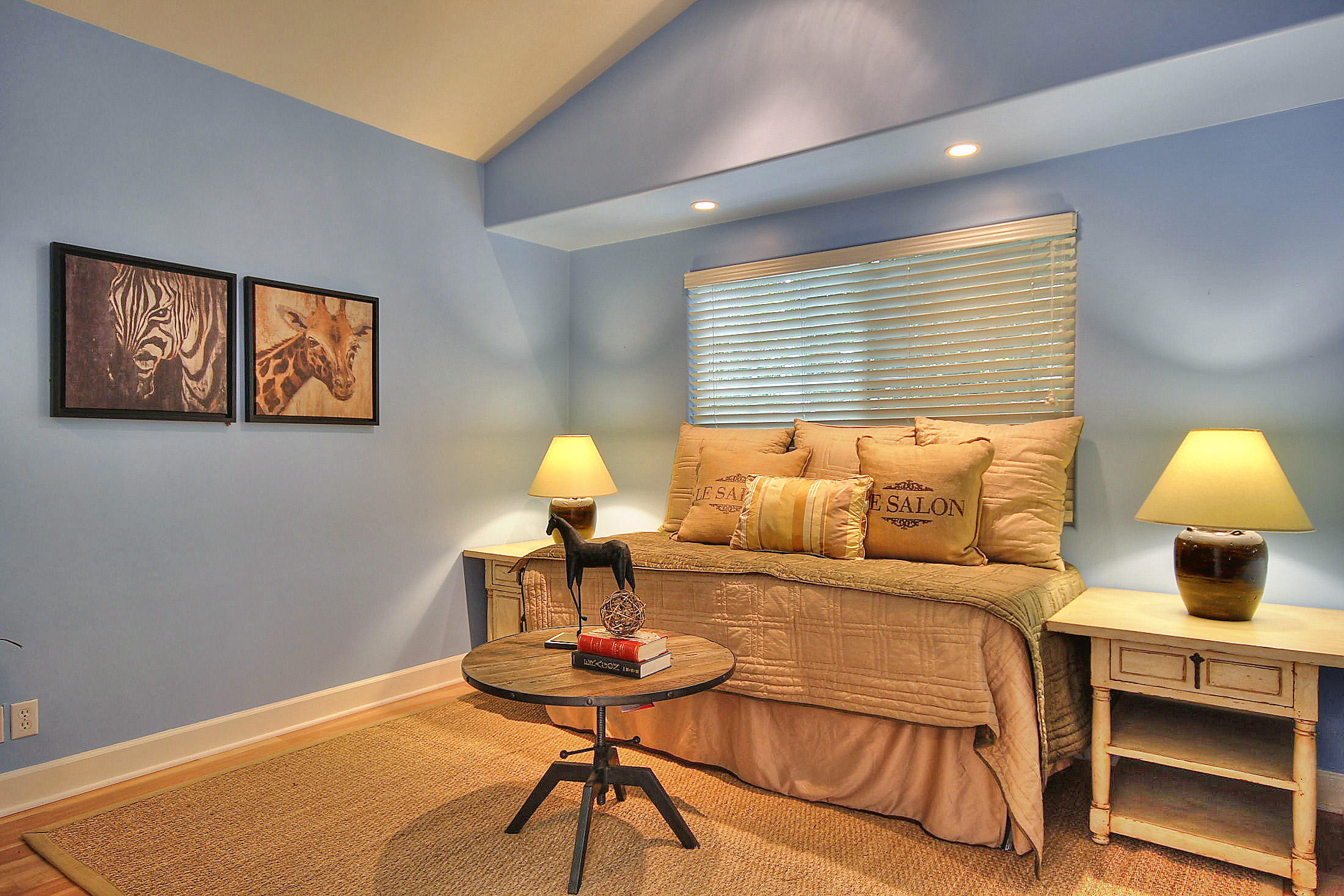 5196 Cambridge Lane