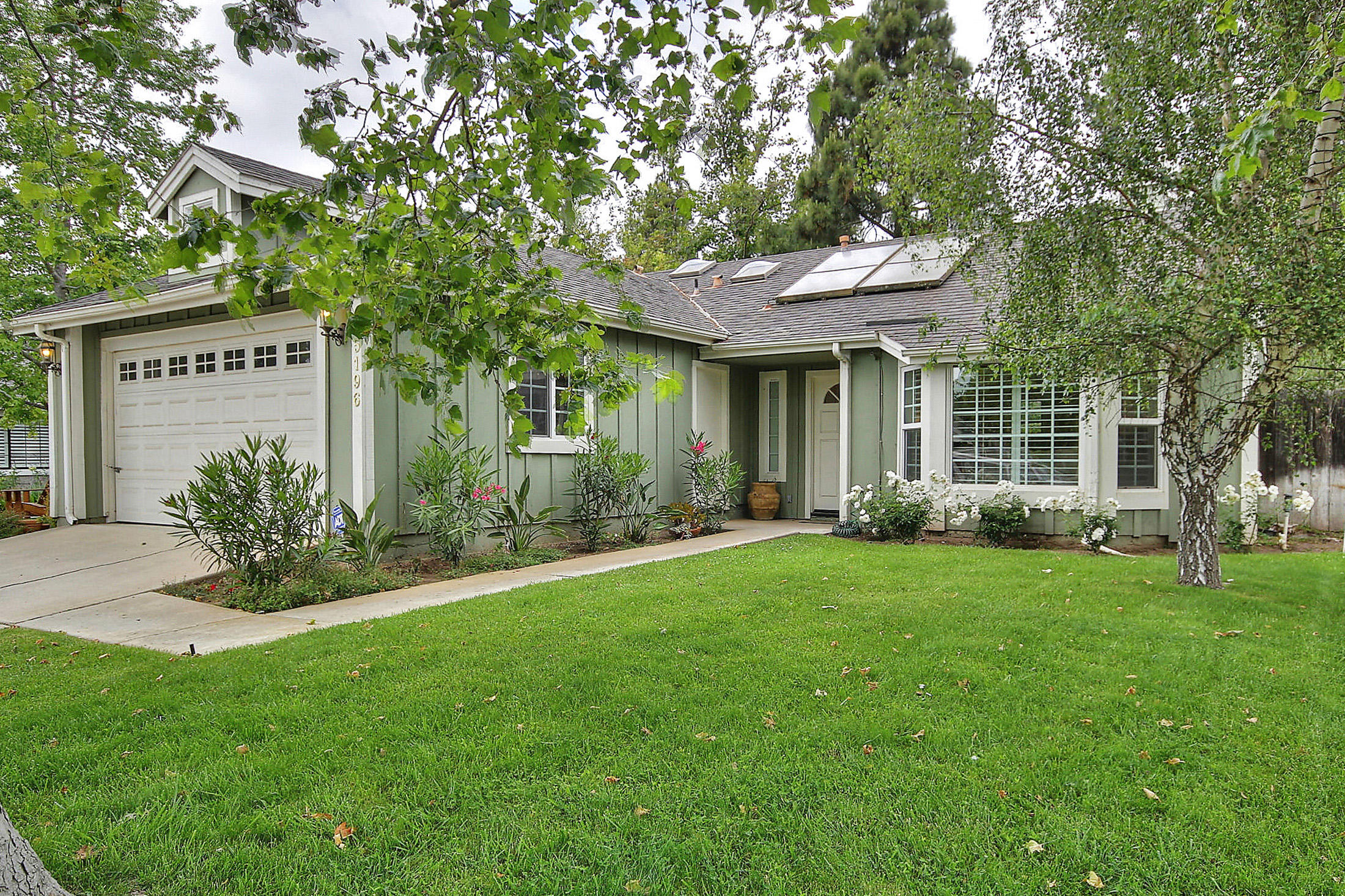 5196 Cambridge Lane