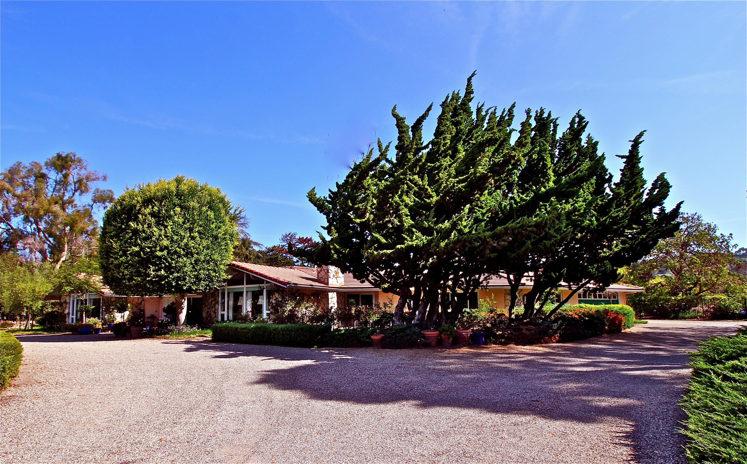 SANTA BARBARA