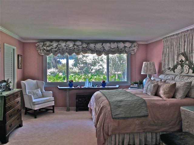 SANTA BARBARA