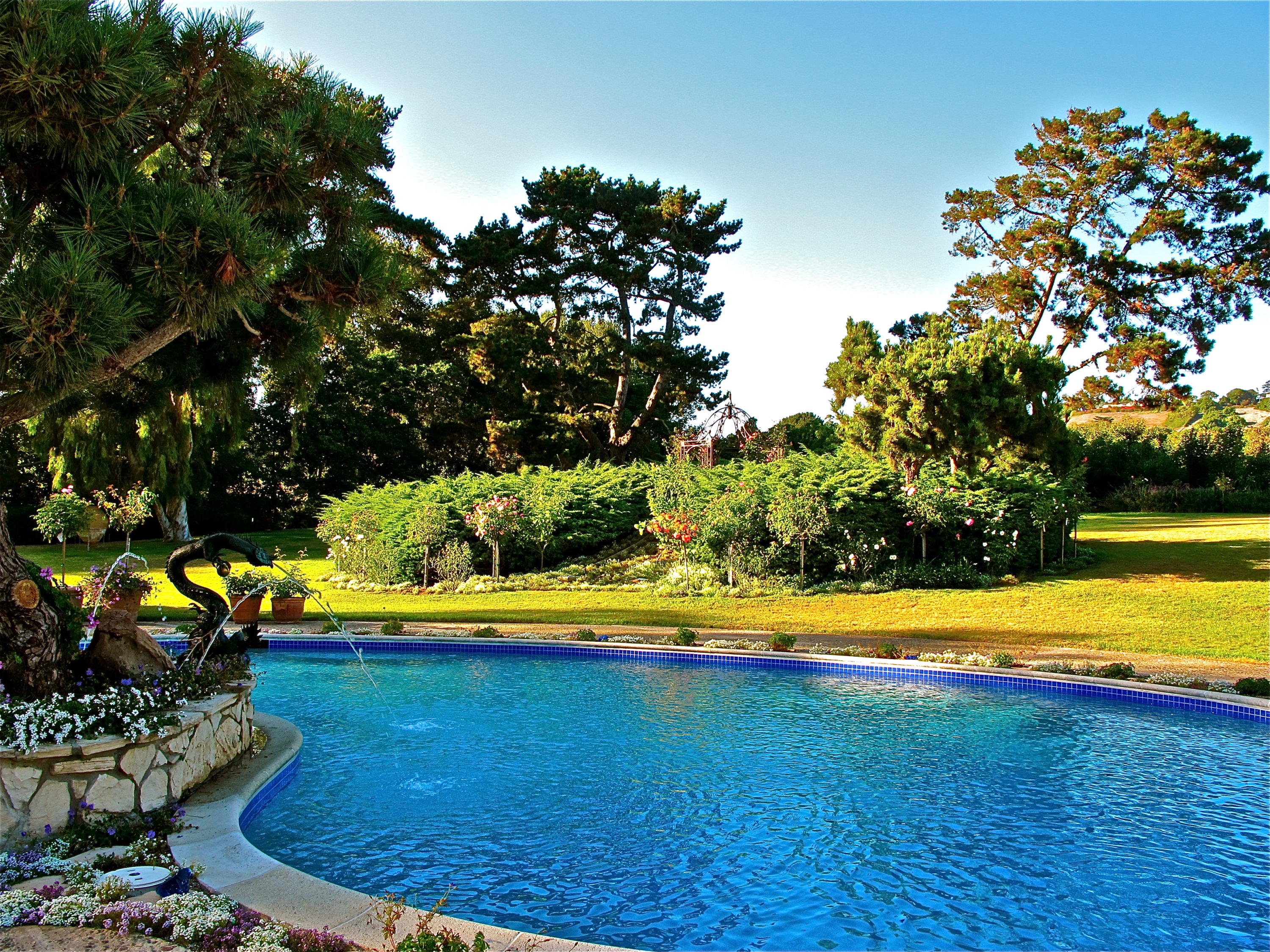 SANTA BARBARA