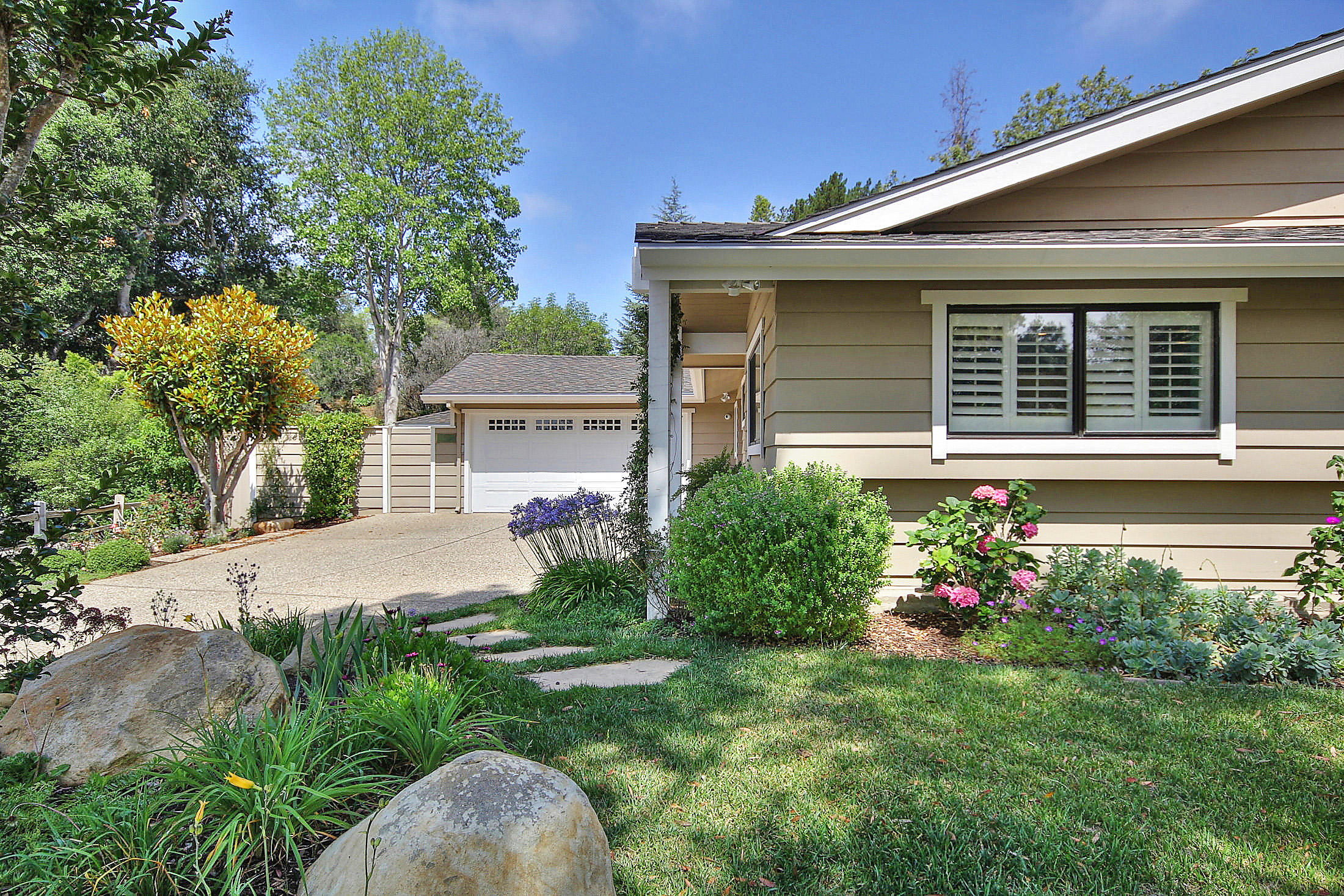 605 Willowglen Road
