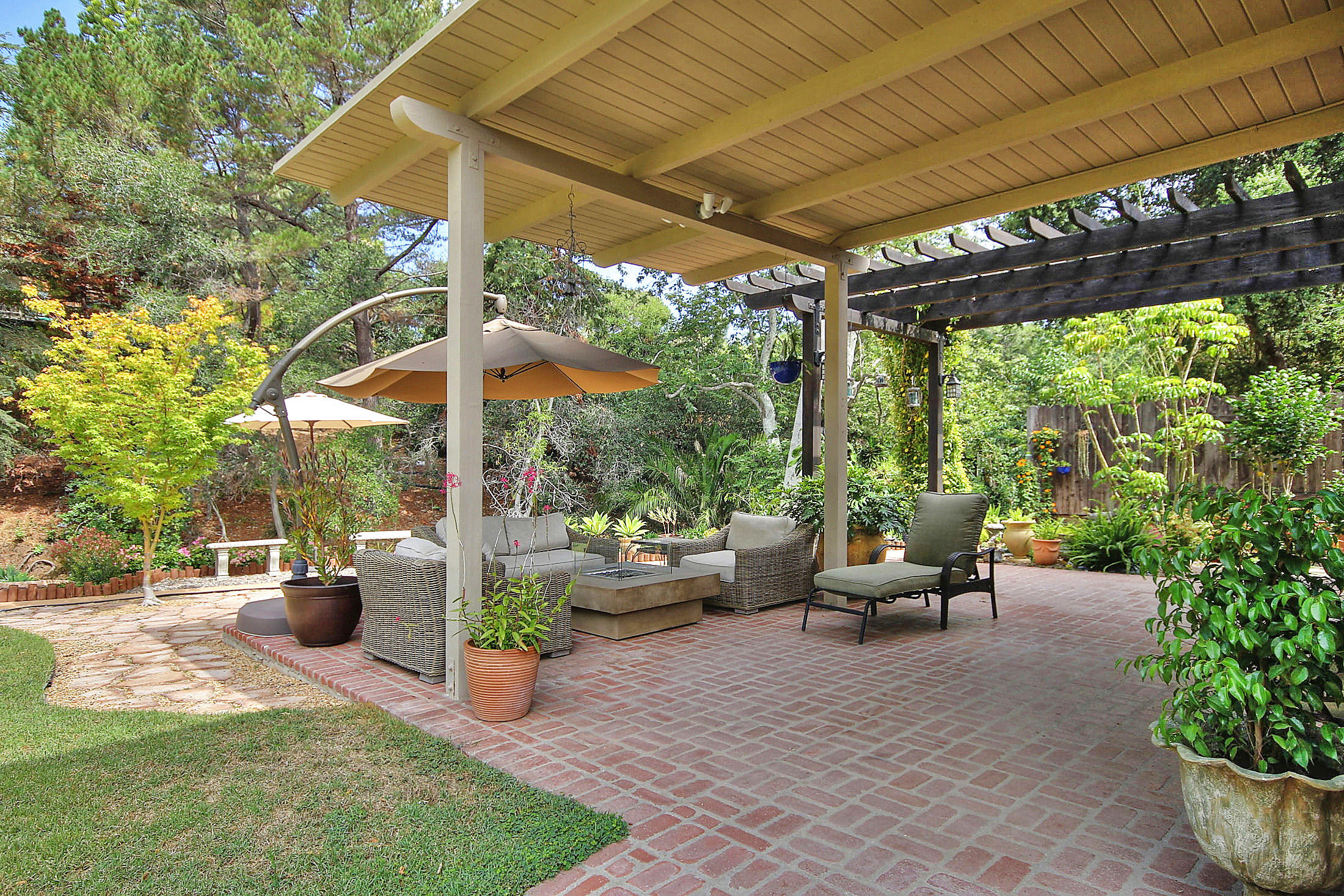 605 Willowglen Road