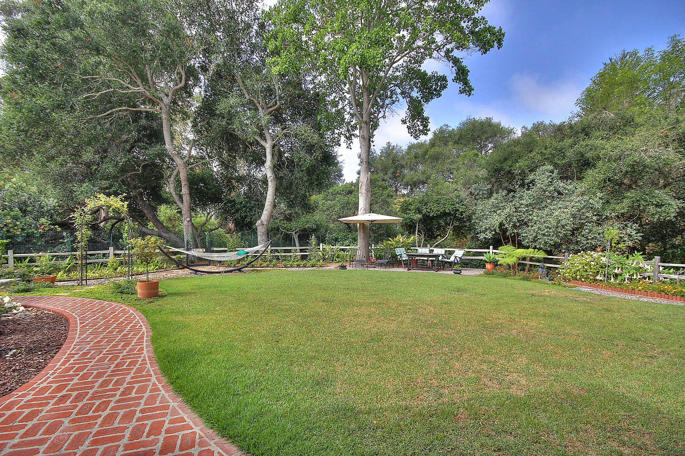 605 Willowglen Road