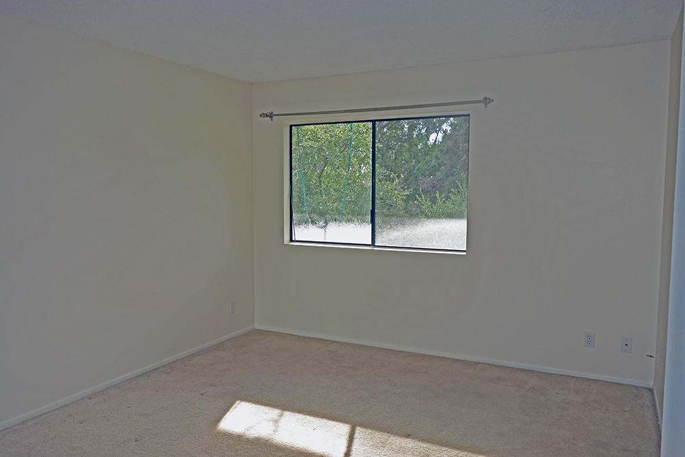850 Highland Drive, 7