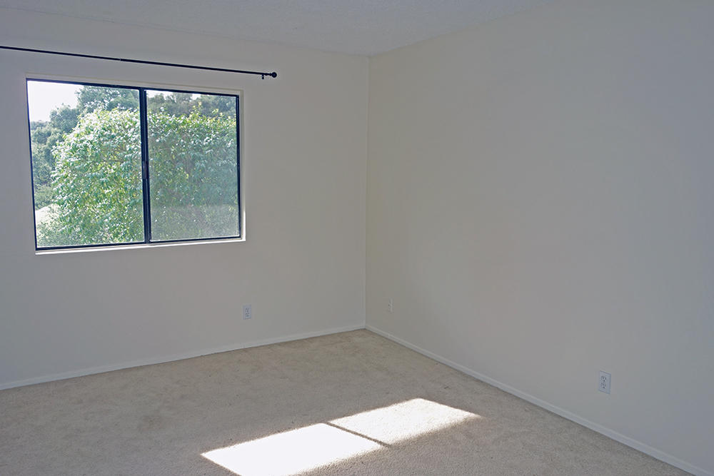 850 Highland Drive, 7
