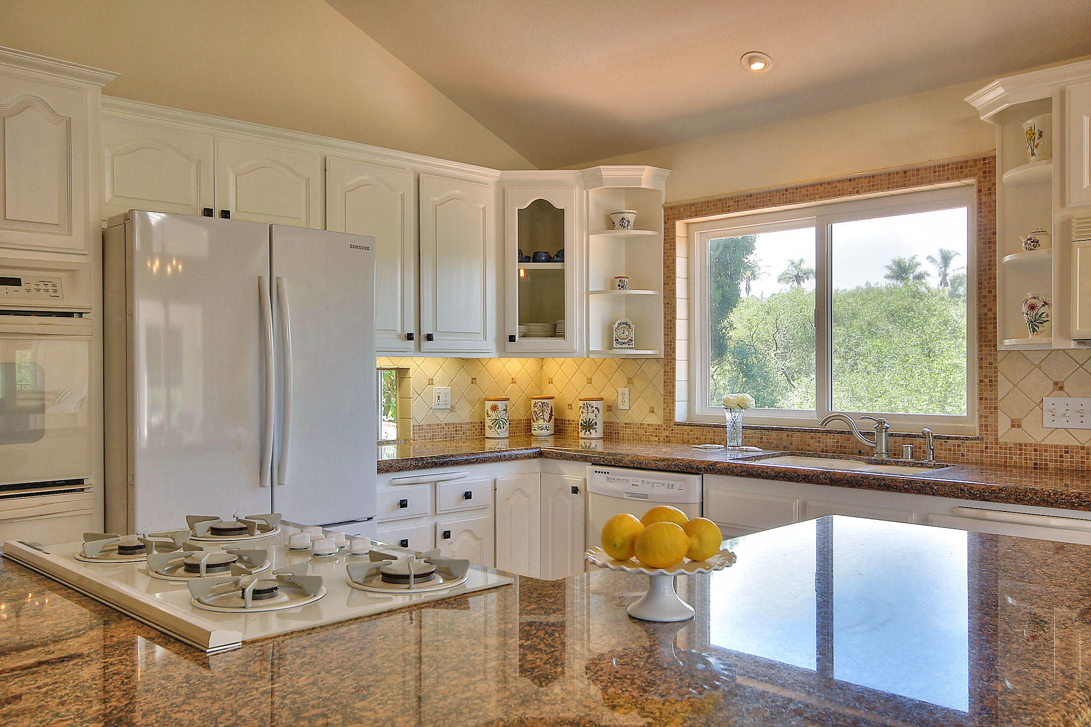 5266 James Road