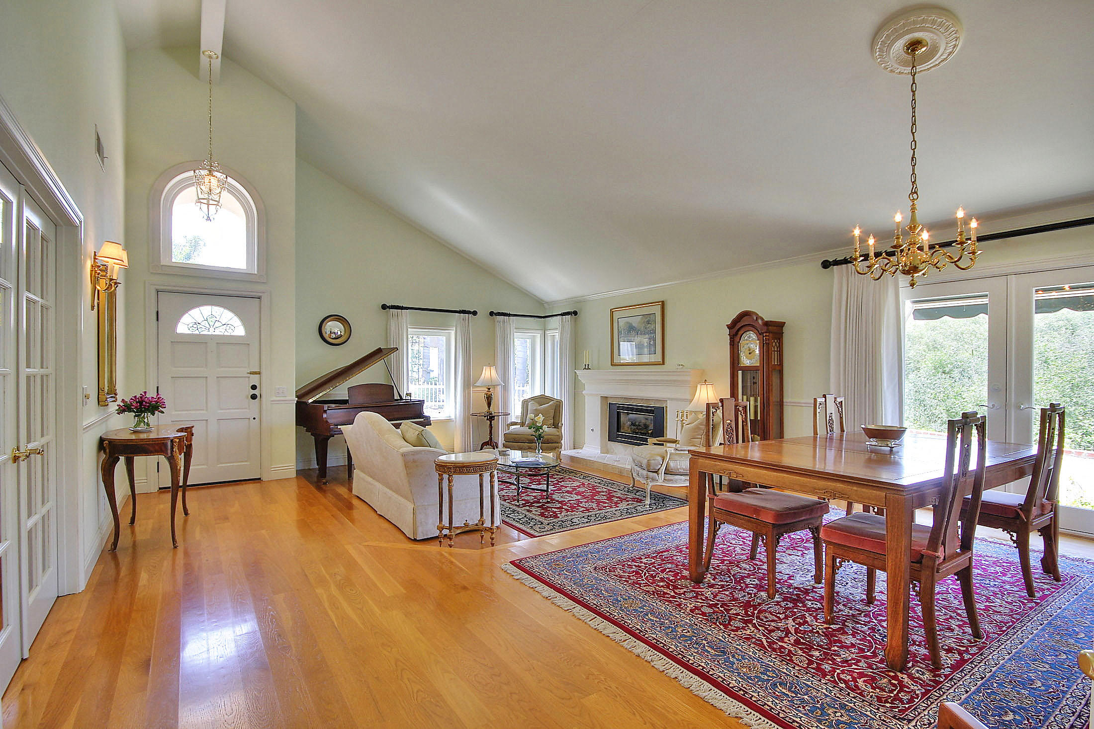 5266 James Road