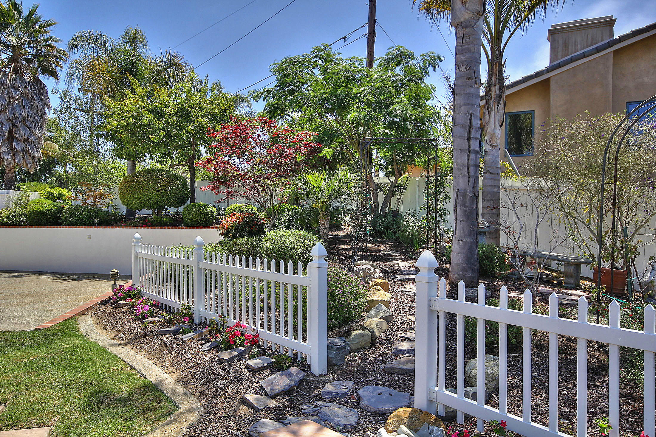 5266 James Road
