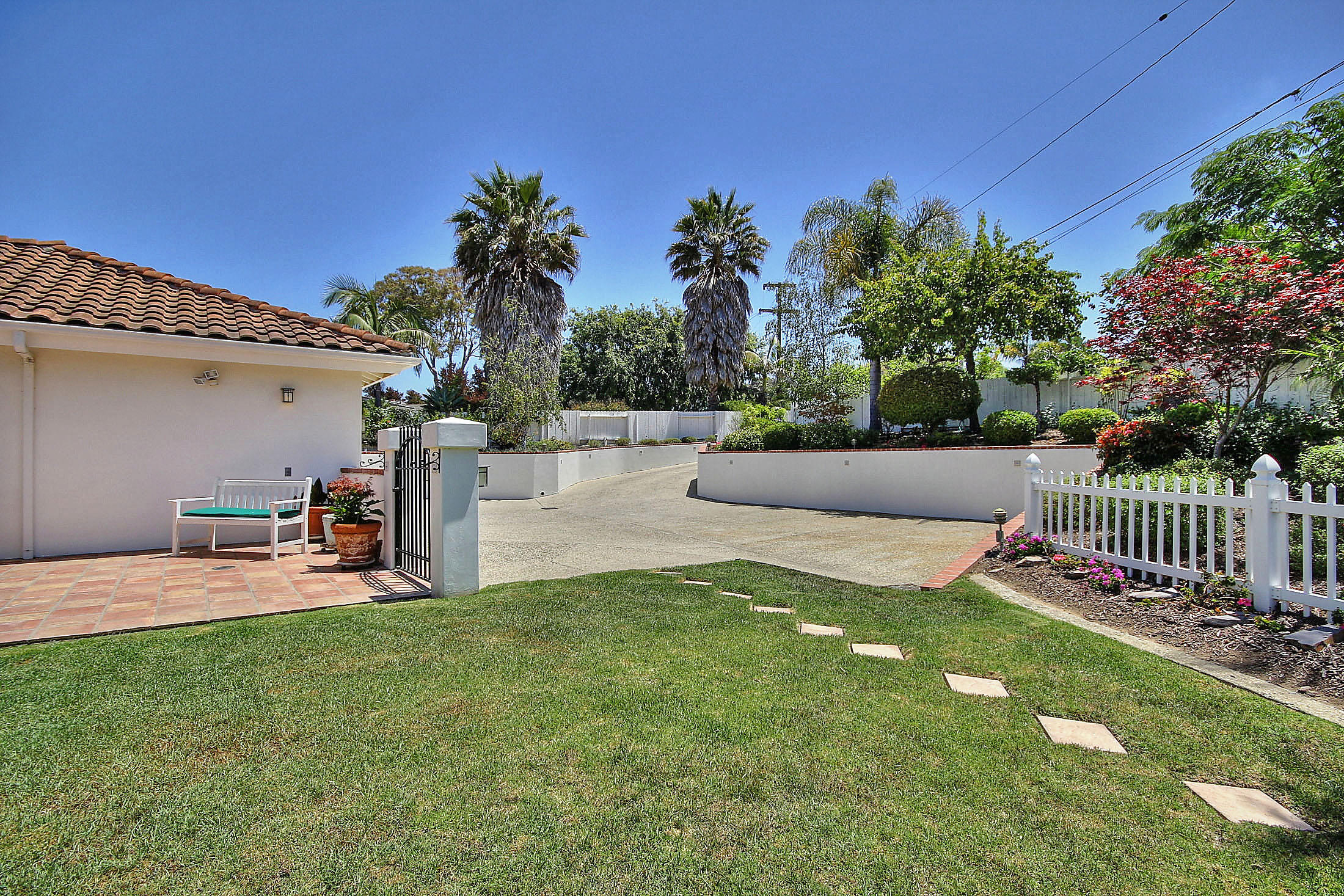 5266 James Road