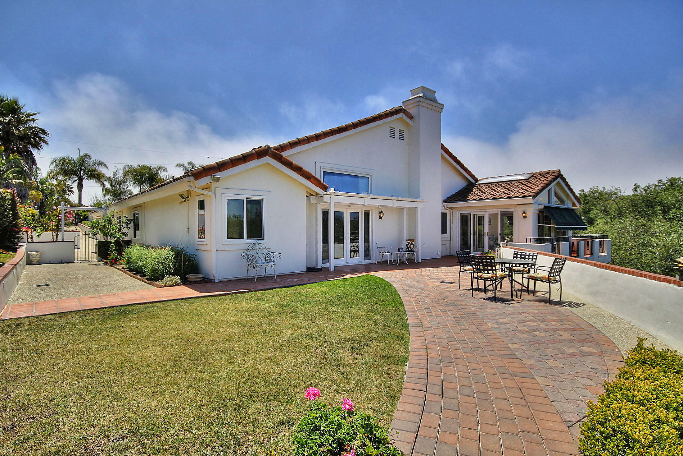 5266 James Road