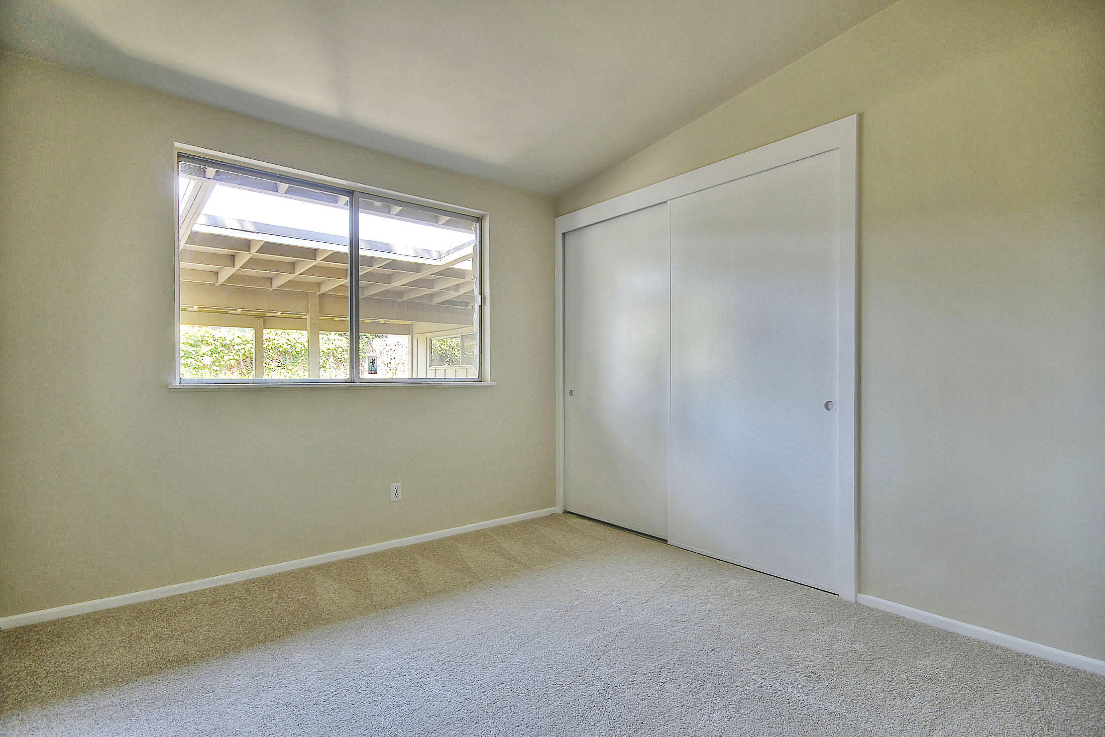 730 Willowglen Road