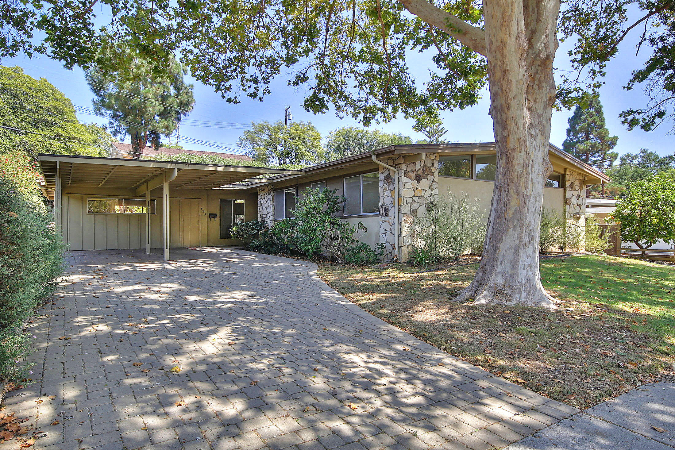 730 Willowglen Road
