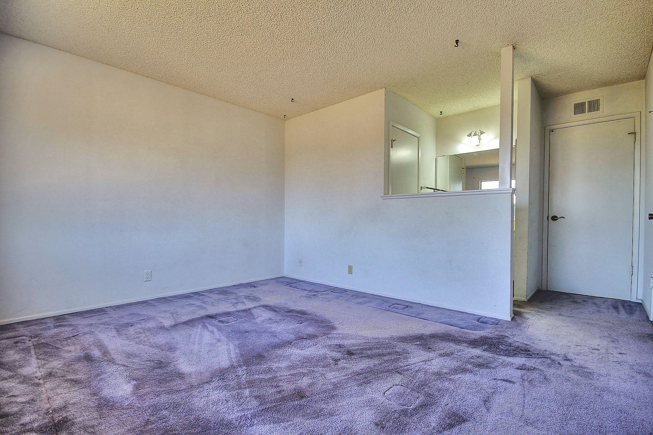 6033 Paseo Palmilla