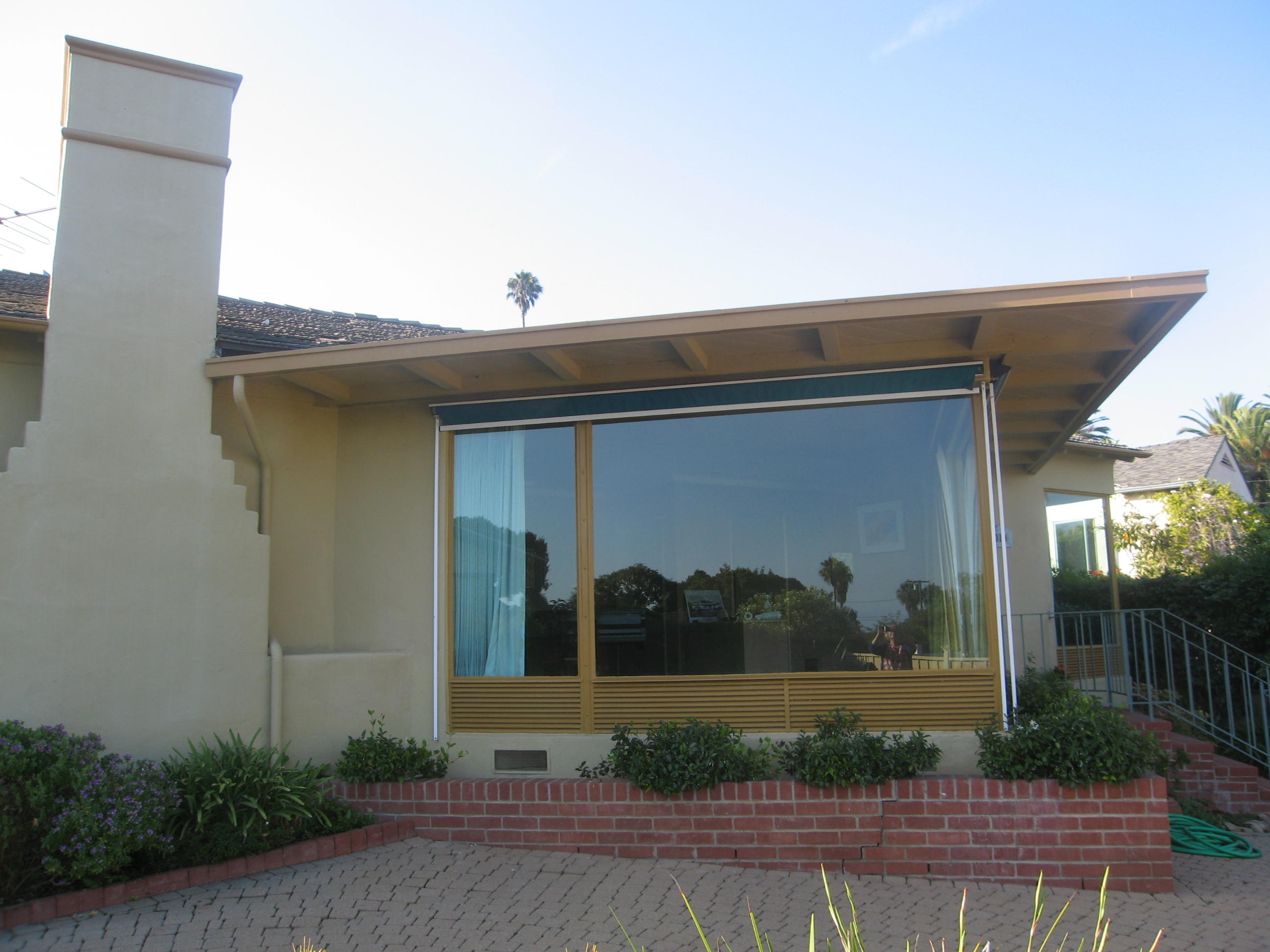 525 Miramonte Drive