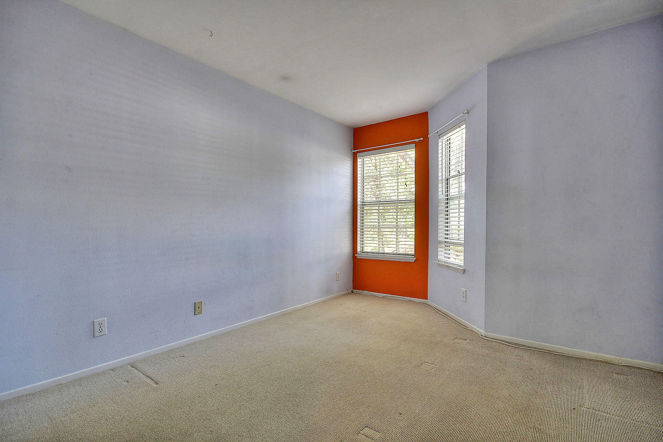 7606 Hollister Avenue, 212